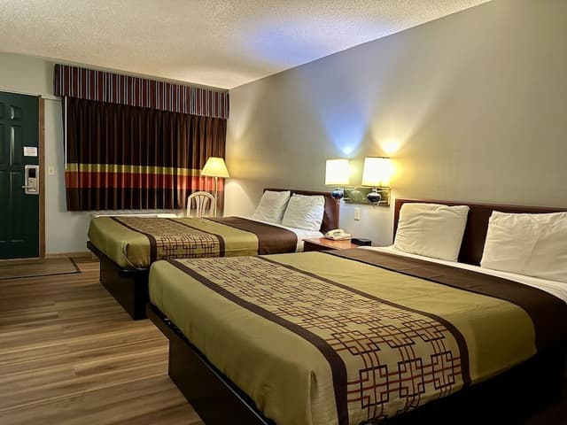 Room, 2 Queen Beds, Non Smoking