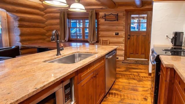 Snow Creek Cabin #506
