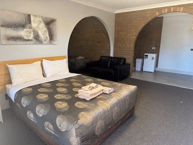 Family Room, Non Smoking, Kitchenette (FAMILY ROOM - NO PETS)