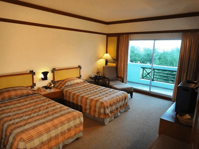 Deluxe Room Moutain view