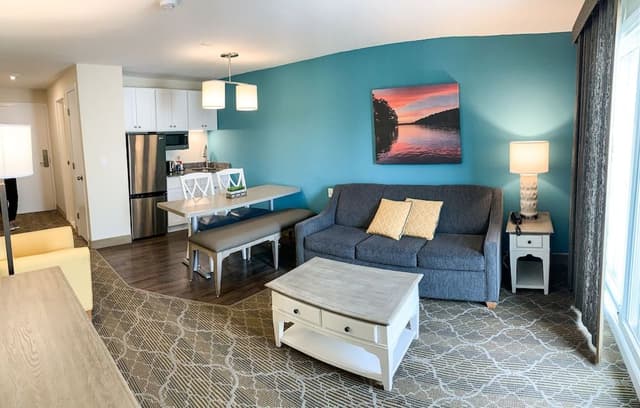 Room, 1 Bedroom, 2 Bathrooms