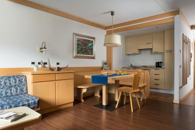 Two-Bedroom Apartment - Split Level
