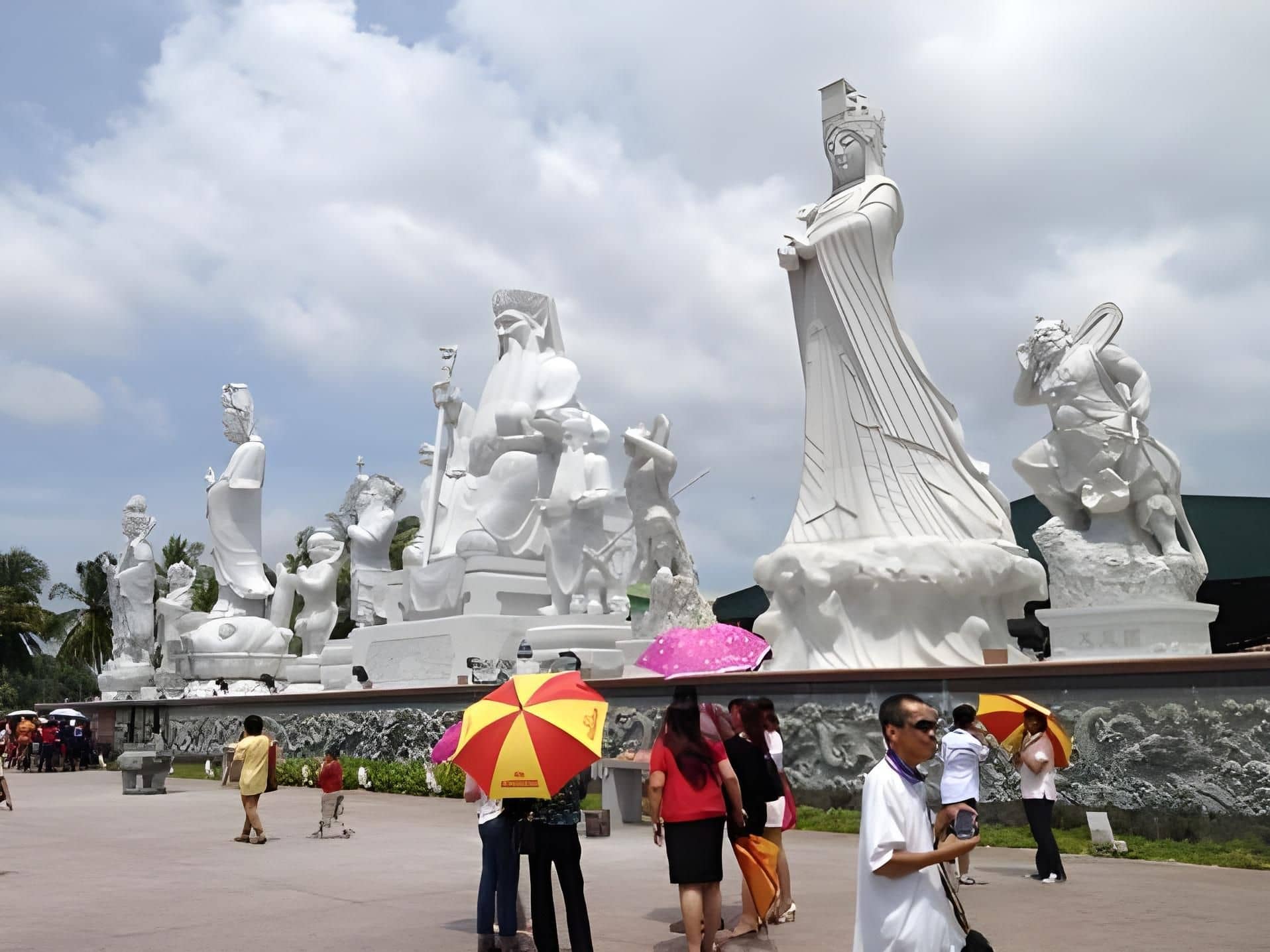 โรงแรมจีเอ็ม ฮอลิเดย์ โรงแรมจีเอ็ม ฮอลิเดย์