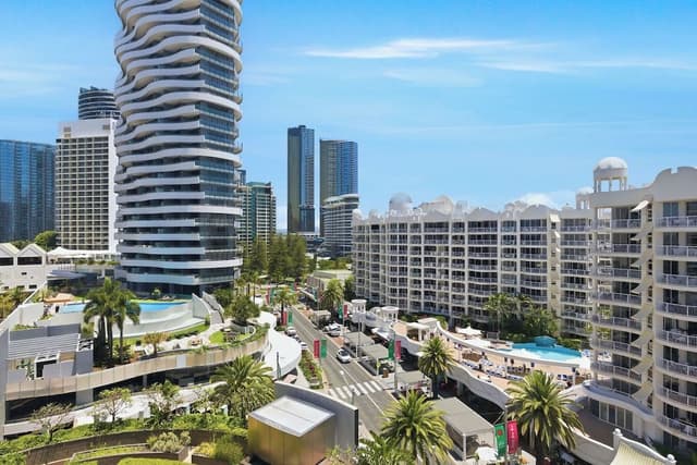 3 Bedroom Superior Ocean Glimpse Apartment