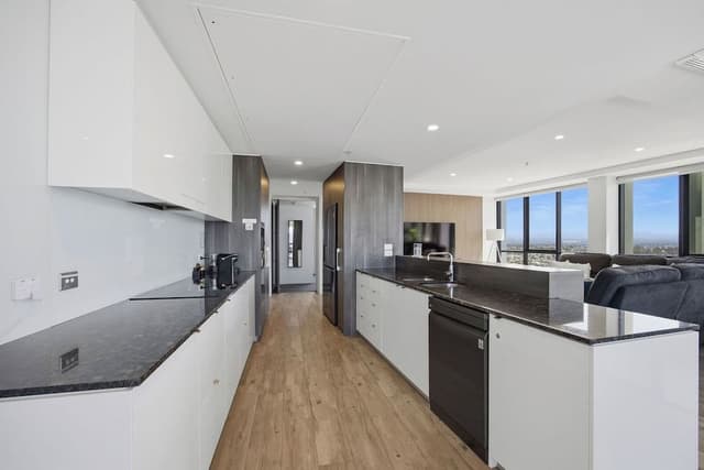 3 Bedroom Superior Ocean View Apartment