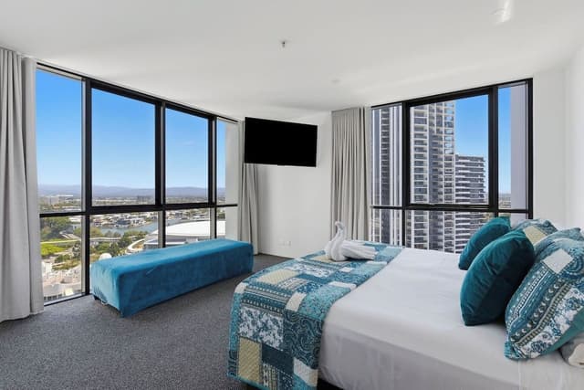 3 Bedroom Superior Ocean View Apartment