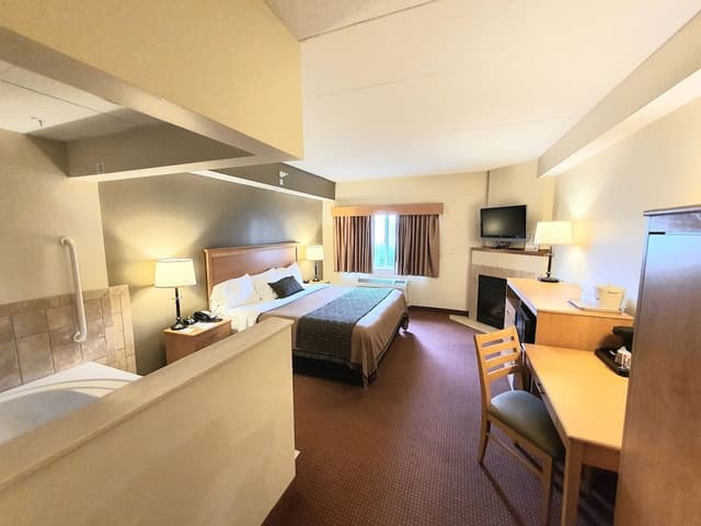 Elite Room, 1 King Bed, Jetted Tub, Fireplace, Accessible, Non-Smoking
