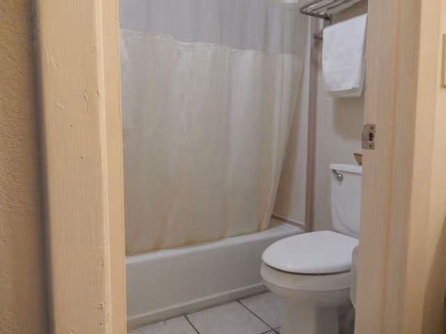 Standard Room, 2 Queen Beds