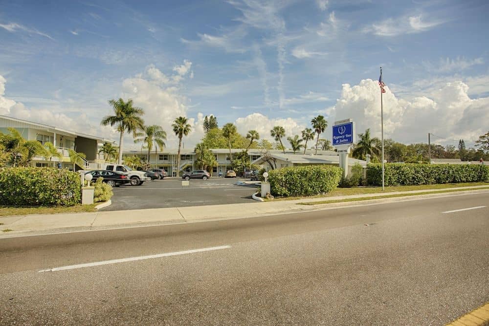 Regency Inn & Suites Sarasota Regency Inn & Suites Sarasota