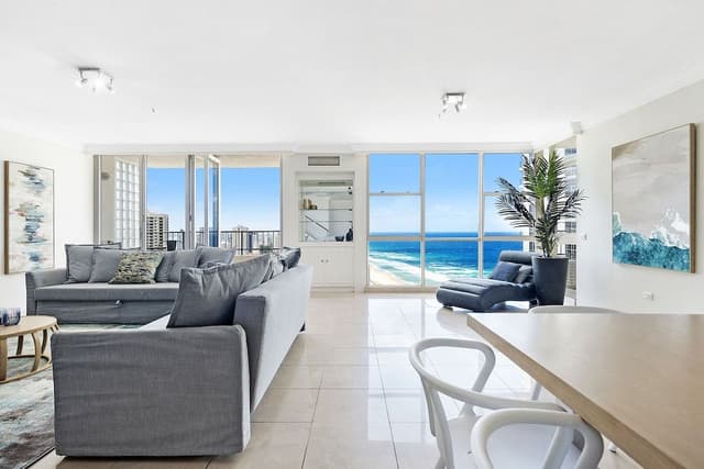 Penthouse, 3 Bedrooms Unit 3303