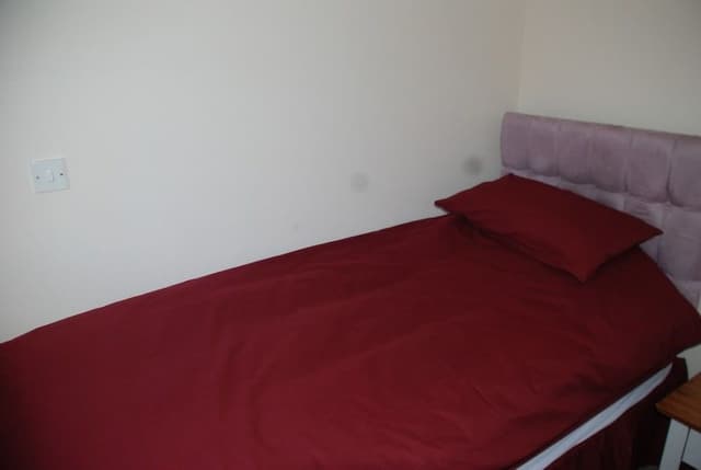 Classic Single Room