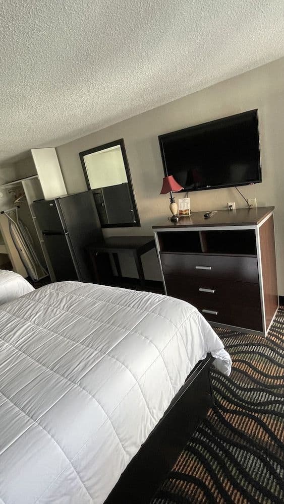 Room, 2 Queen Beds