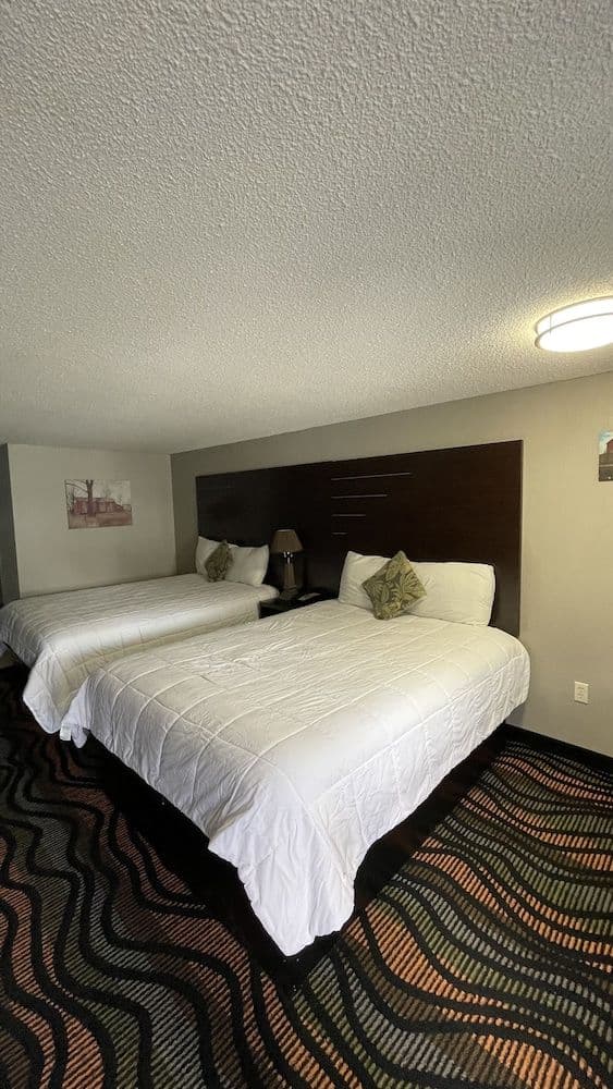 Room, 2 Queen Beds