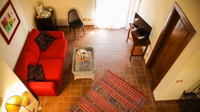 Family Duplex, Balcony