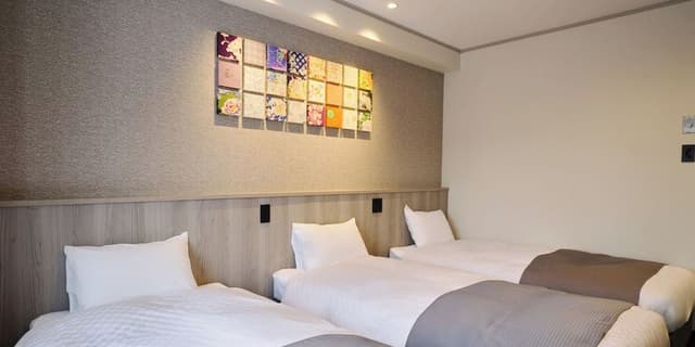 Deluxe Family Room