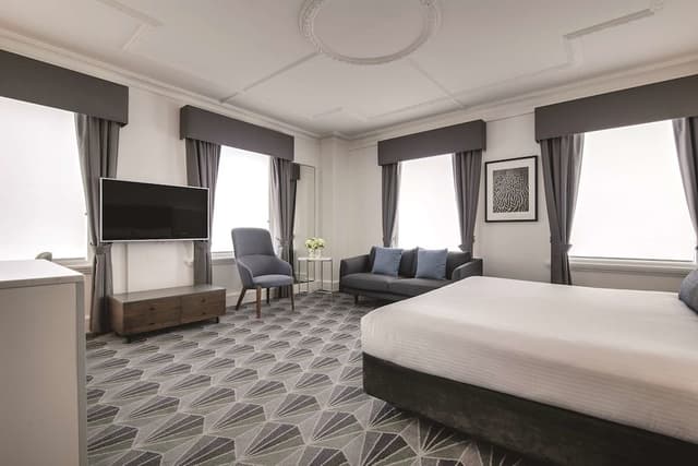 Plaza Room King