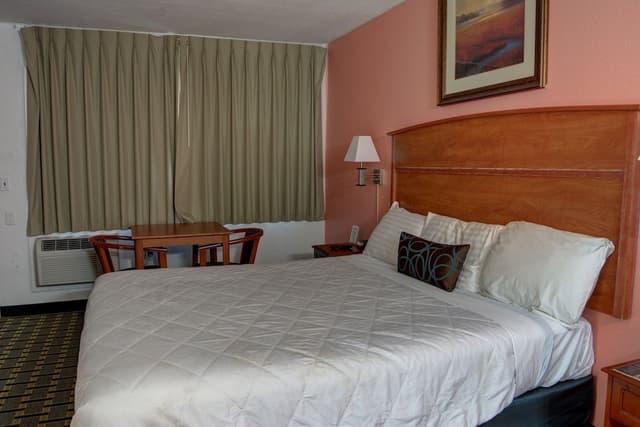 Superior Room, 1 King Bed