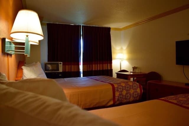 Standard Room, 2 Queen Beds