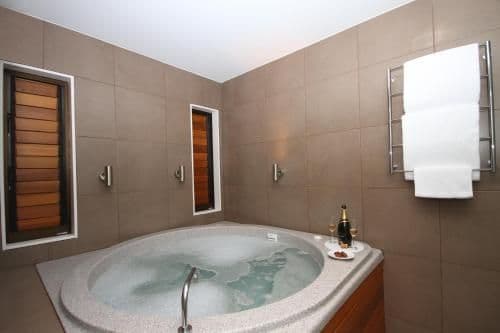 Executive Studio with Hot Tub