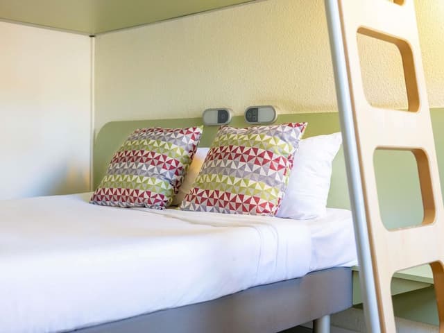 Triple Room, Multiple Beds