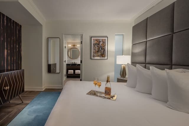 Premier Suite, 1 King Bed