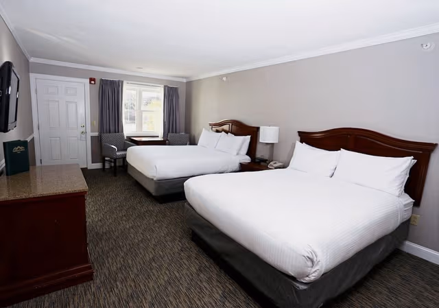 Room, 2 Queen Beds, Non Smoking