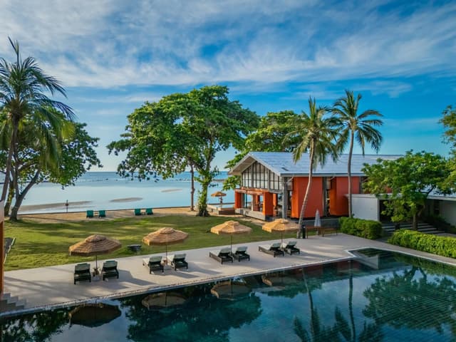 Tropical Pool Villa