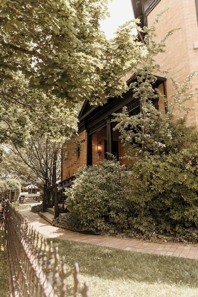 Ellerbeck Mansion Bed & Breakfast Inn Ellerbeck Mansion Bed & Breakfast Inn
