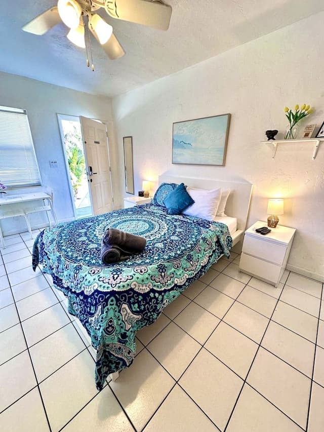 Studio, 1 Queen Bed
