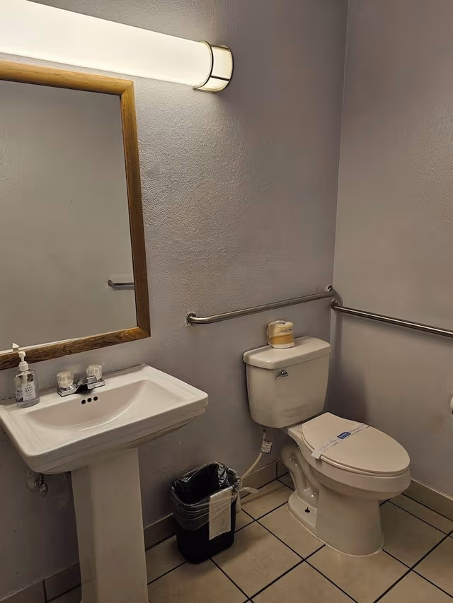 Deluxe Room, 2 Double Beds, Non Smoking, Refrigerator & Microwave