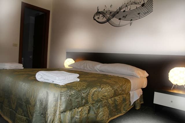 Triple Room, Shared Bathroom