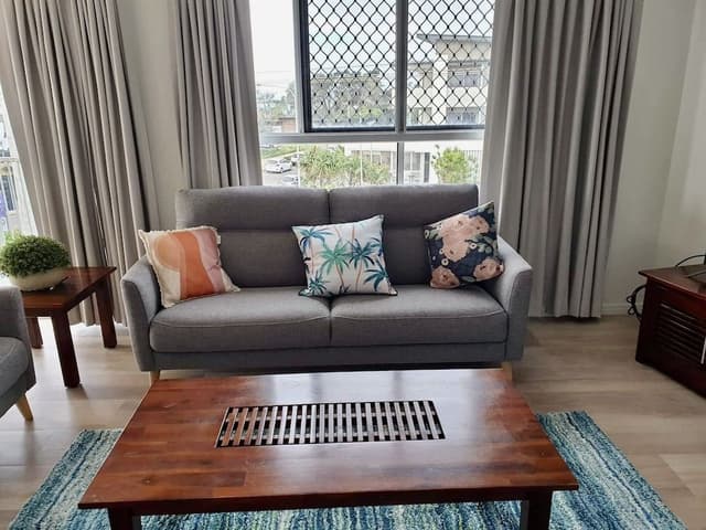 Family Apartment, 2 Bedrooms, Terrace, Beach View