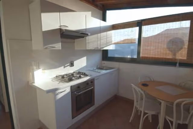 Studio (2 adults)