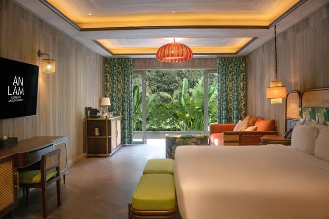 Garden View Suite