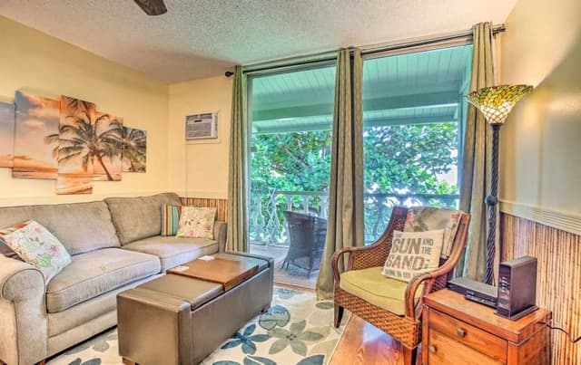 Superior Studio Suite, 1 Queen Bed, Kitchenette