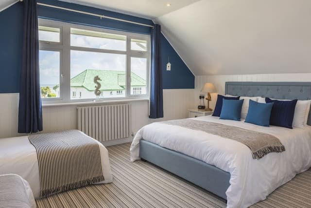 Family Room, Sea View