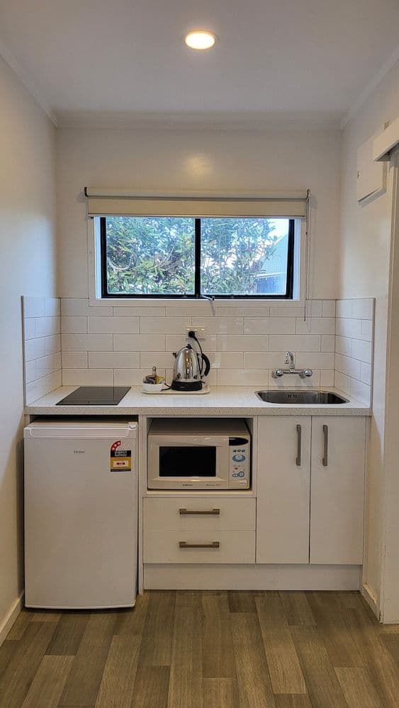 Standard Twin Room, Ensuite (Studio - Twin)
