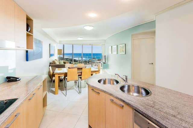Apartment, 2 Bedrooms, Pool View