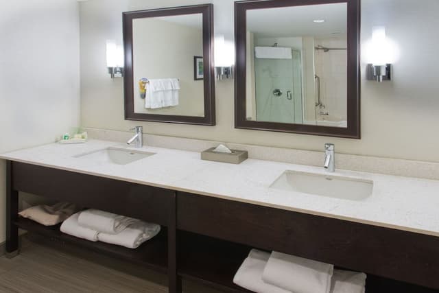 Suite, 1 Bedroom, Accessible, Jetted Tub