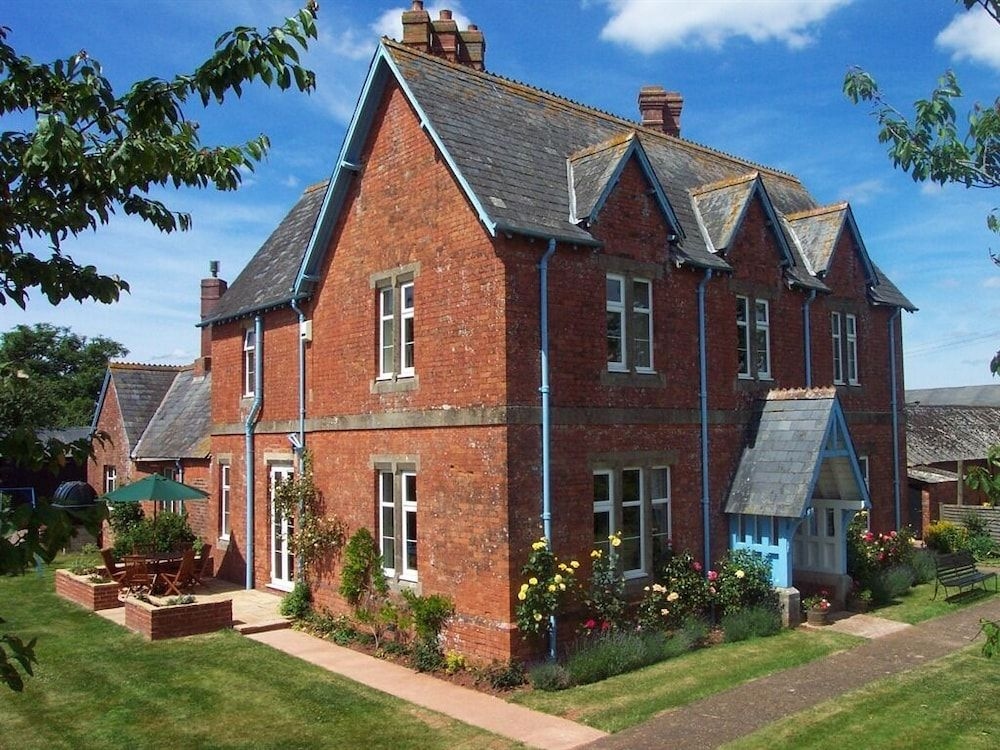 Newcourt Barton2