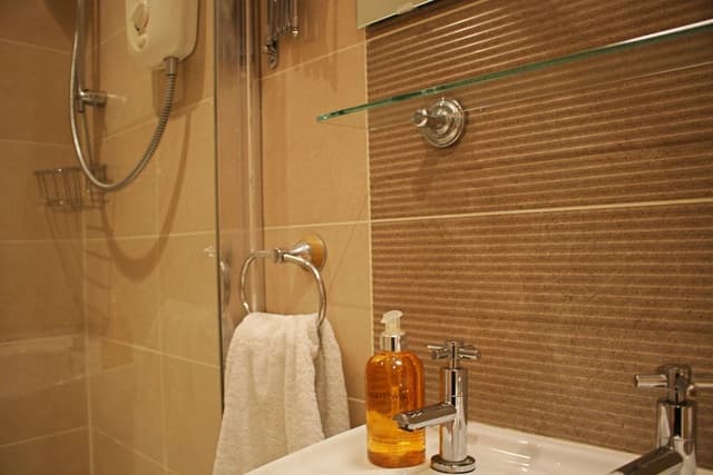 Suite, Ensuite