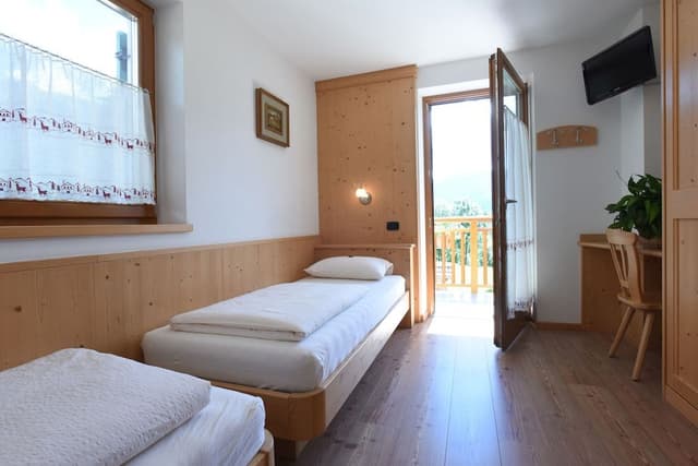 Twin Room, 2 Twin Beds