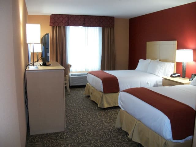 Standard Room, 1 King Bed, Accessible