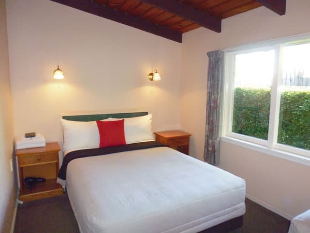 One Bedroom Apartment Downstairs