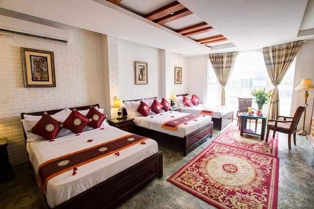 Triple Room
