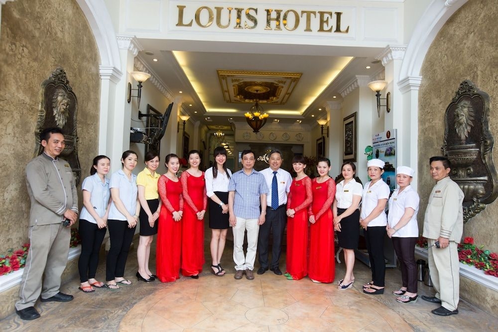 Louis Hotel3