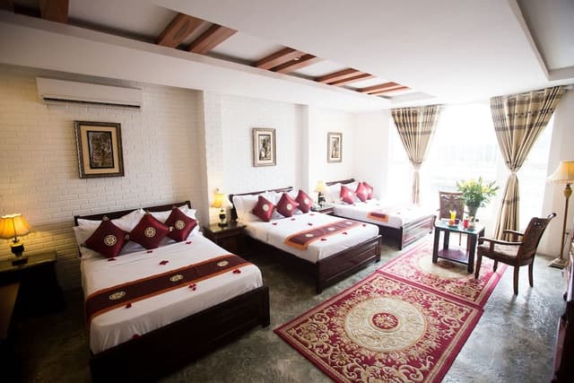 Triple Room