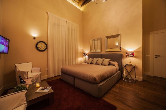 Deluxe Room, 1 Queen Bed, Non Smoking