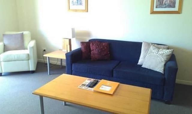 Modern Design One Bedroom Apartment with Private Balcony