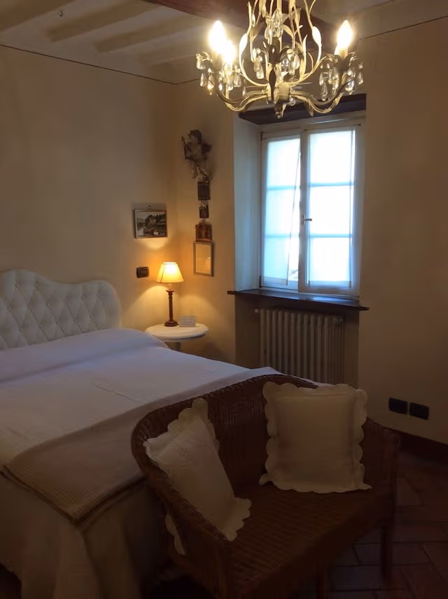 Double Room, 1 King Bed